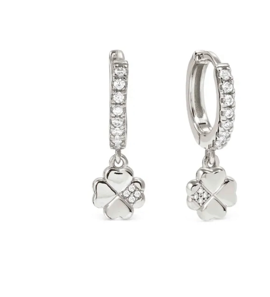 242305 001 PETIT SPARKLE HOOP EARRINGS, CLOVER